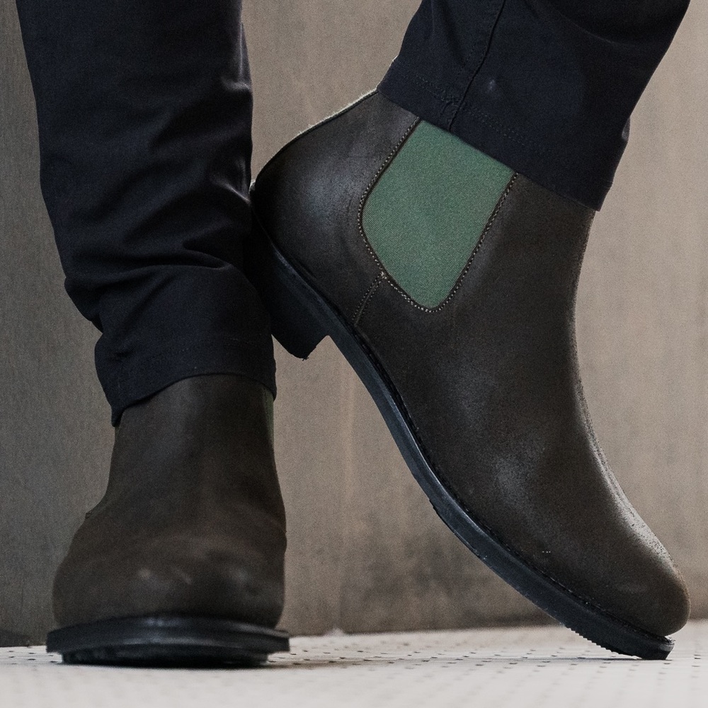 Green waxed suede chelsea boots